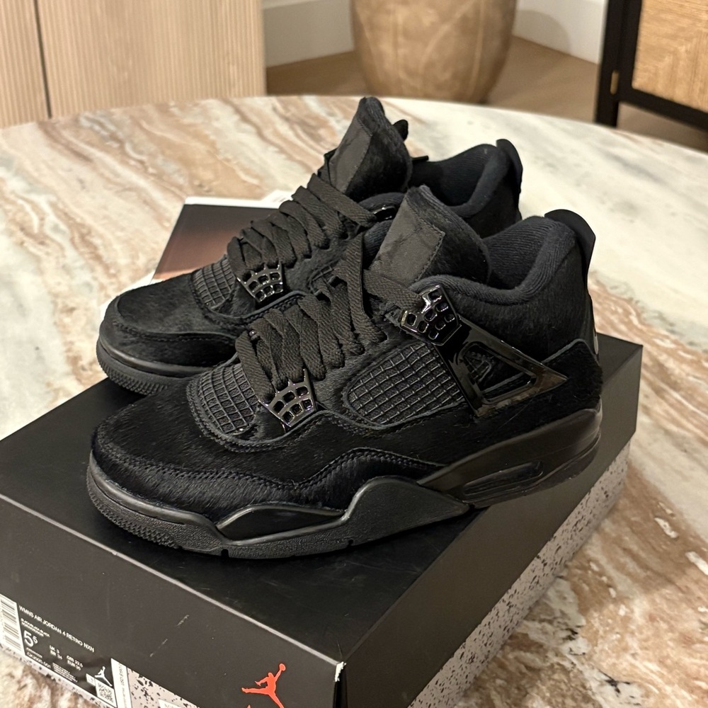 🔥LIMITED🔥 Olivia Kim x Wmns Air Jordan 4 Retro 'No Cover'